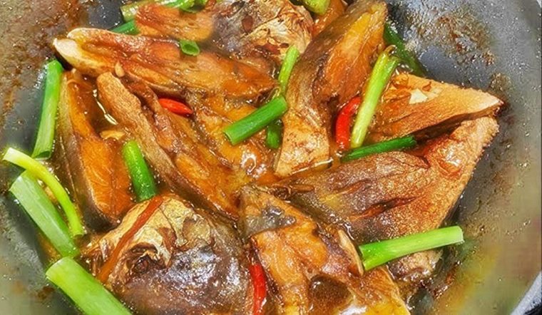 cá chim kho tiêu